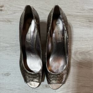 Bandolino Shelley Heels Women's Size‎ 8M with 2 inch heel
